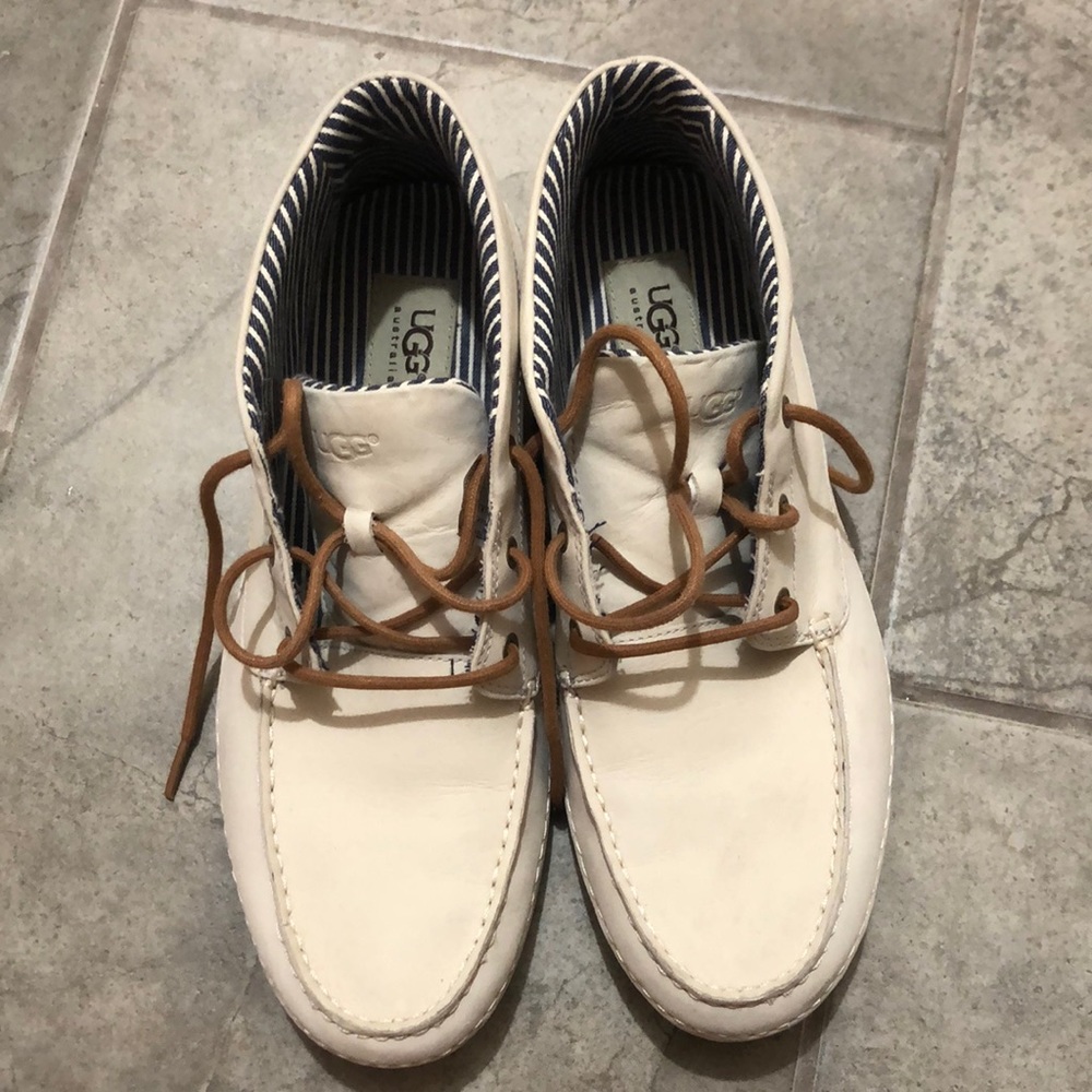 Men’s Pristine Ugg Boots/Shoes
